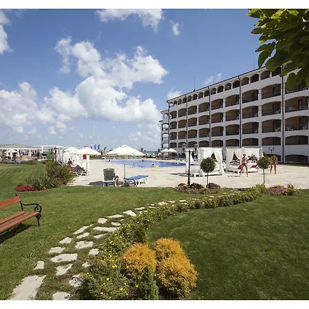 Regina Mare ホテル ツァレヴォ