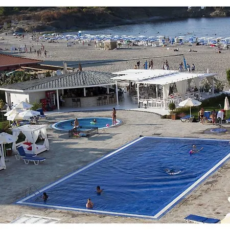 ホテル Regina Mare ツァレヴォ