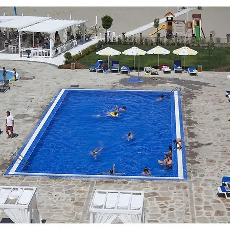 Хотел реджина маре 4*