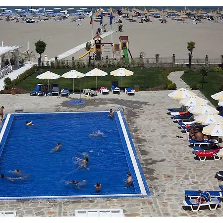 реджина маре Хотел 4*