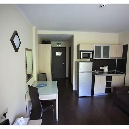 реджина маре 4*